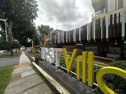 East Village (D16), Retail #588071641